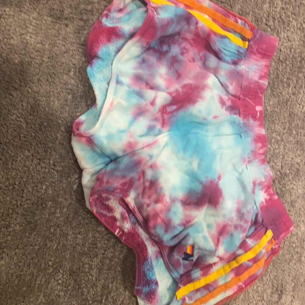 Aviator nation 4 stripe tie die shorts
